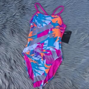Nike One-piece Swimsuit NWT GIRLS
